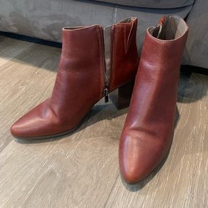 Brown Rockport Boots new without the box